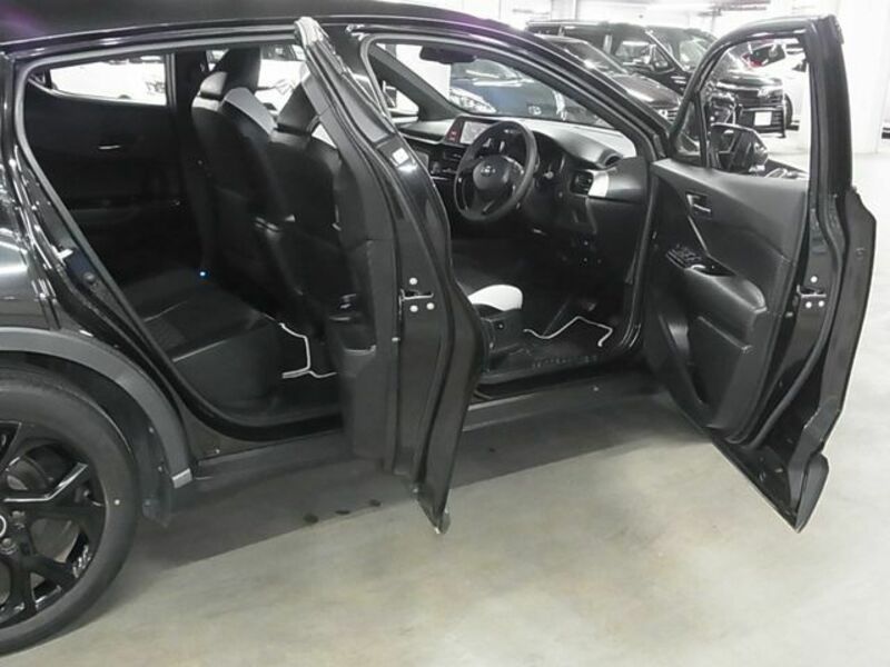 C-HR-10