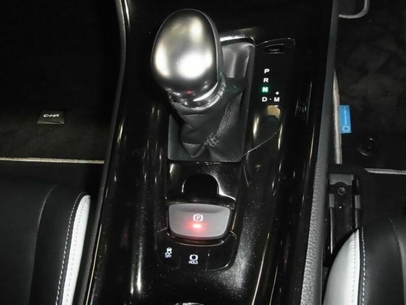 C-HR-18