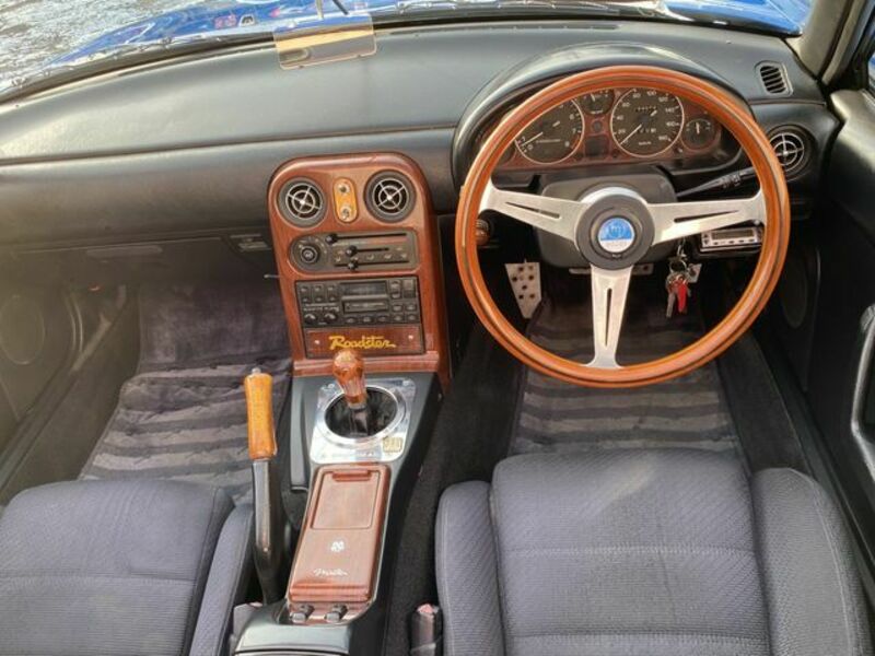 EUNOS ROADSTER-2