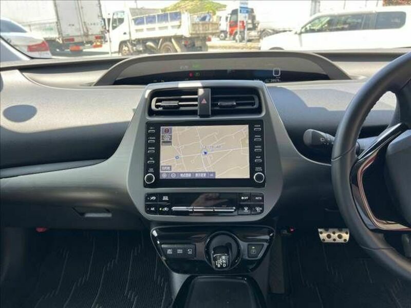 PRIUS-1