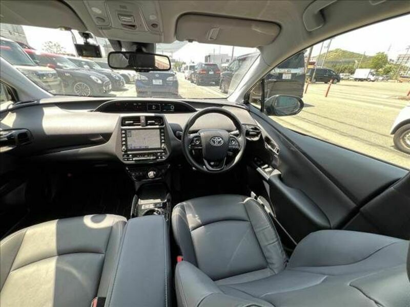 PRIUS-28