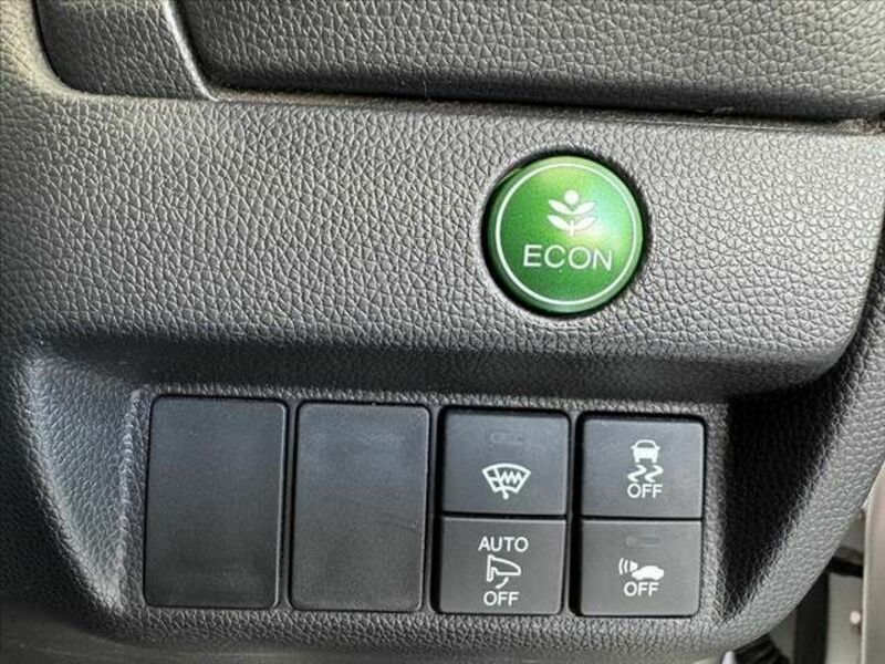 FIT HYBRID-5