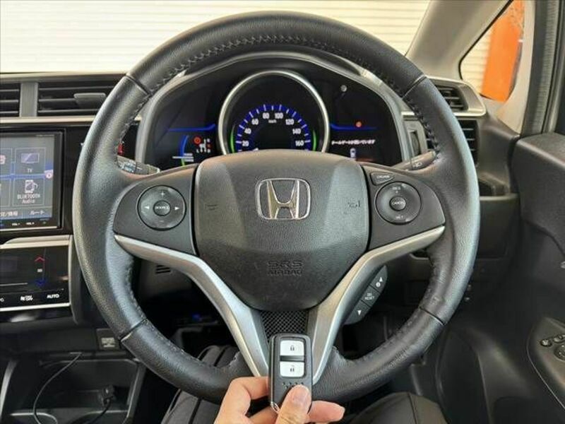FIT HYBRID-6