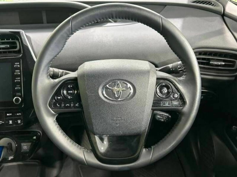 PRIUS-10