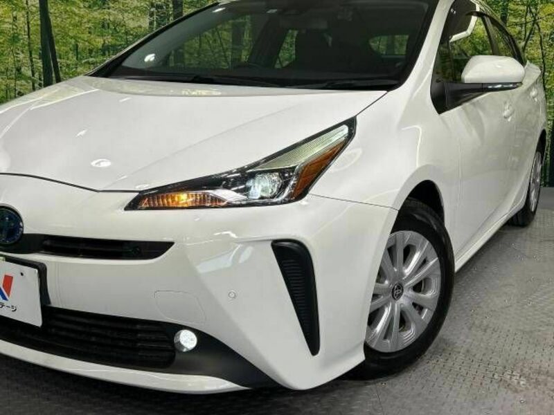 PRIUS-11