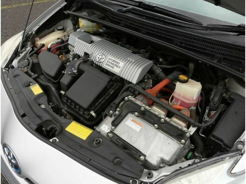 PRIUS-28