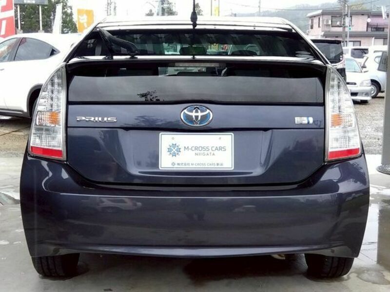 PRIUS-2