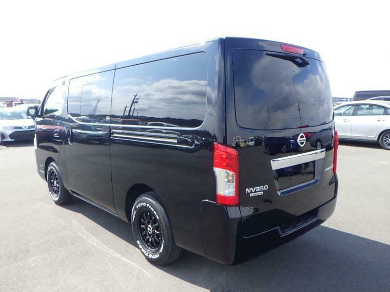 NV350 CARAVAN-36