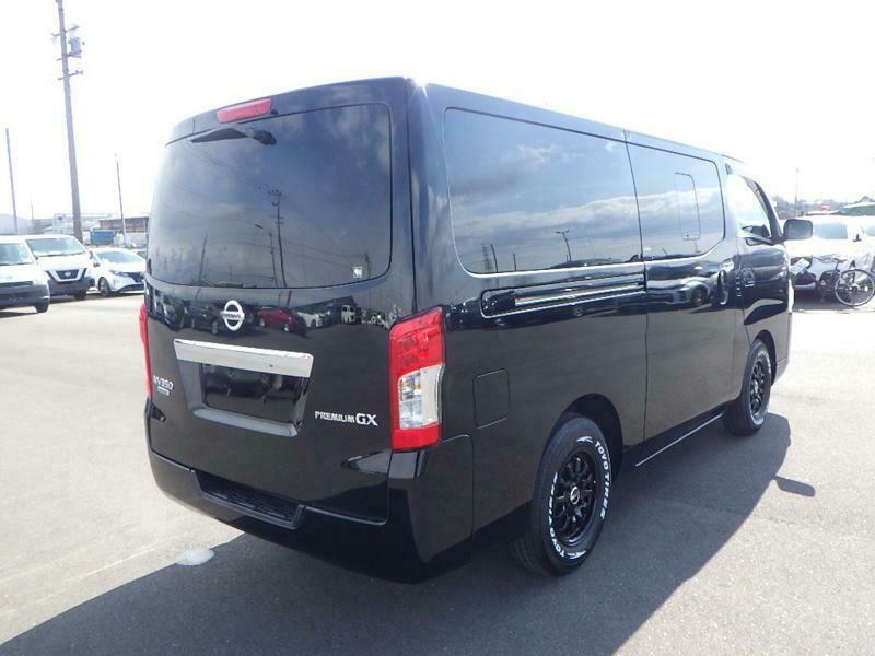 NV350 CARAVAN-37