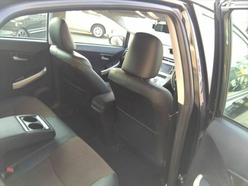 PRIUS-14