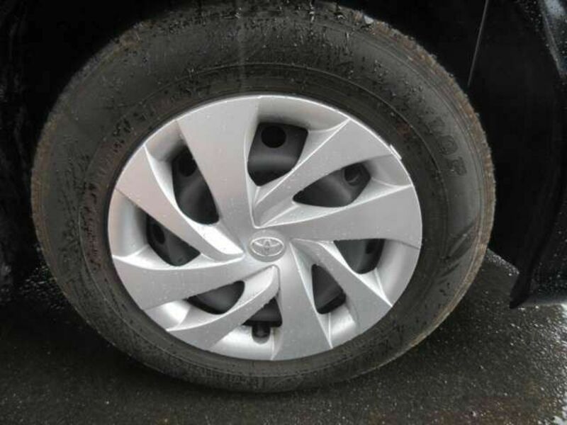 YARIS-7