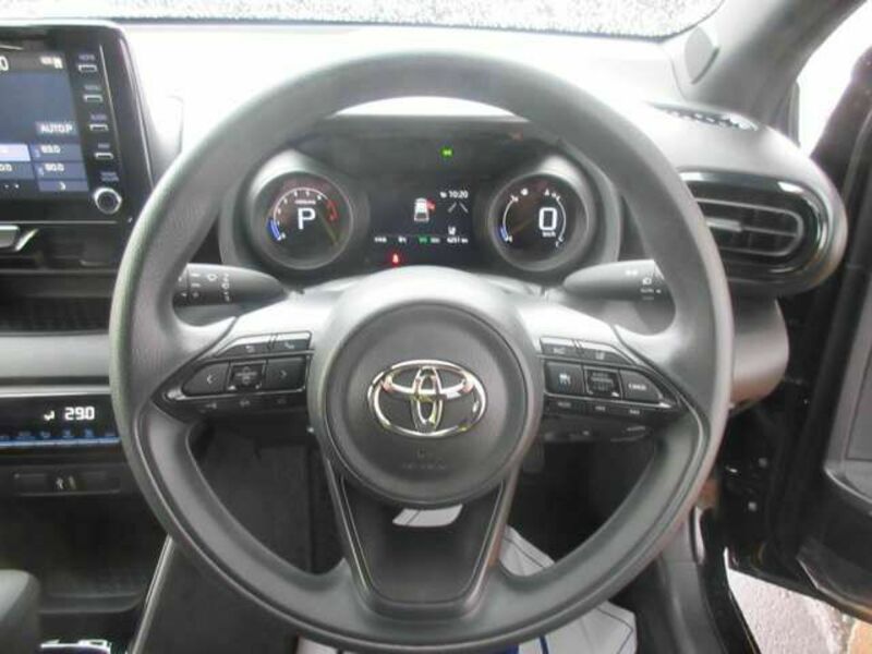 YARIS-9