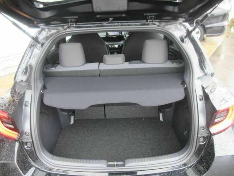 YARIS-16