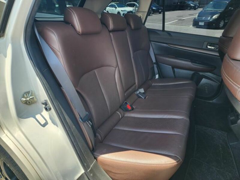 LEGACY OUTBACK-5