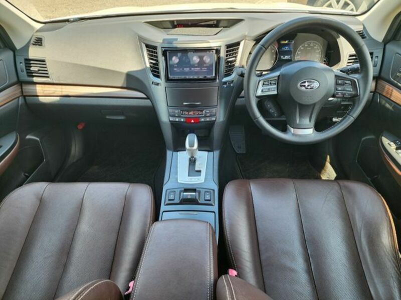 LEGACY OUTBACK-6