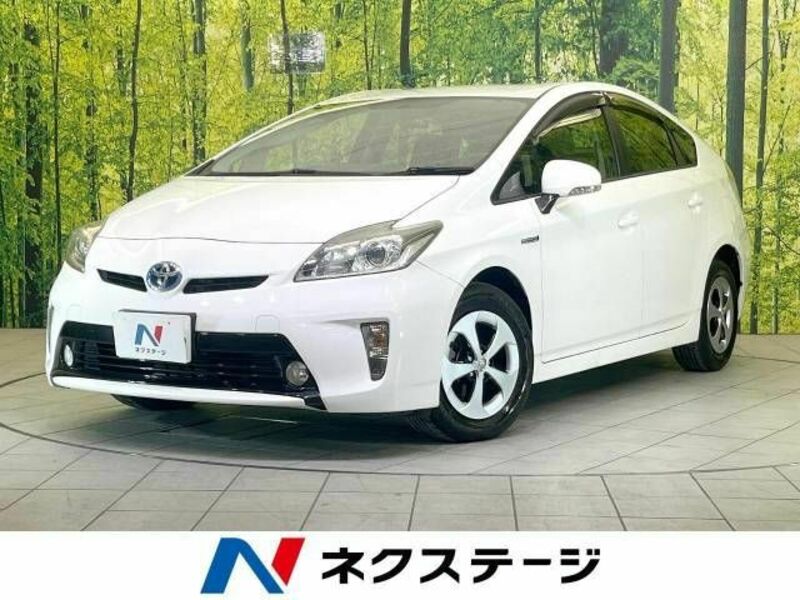TOYOTA　PRIUS