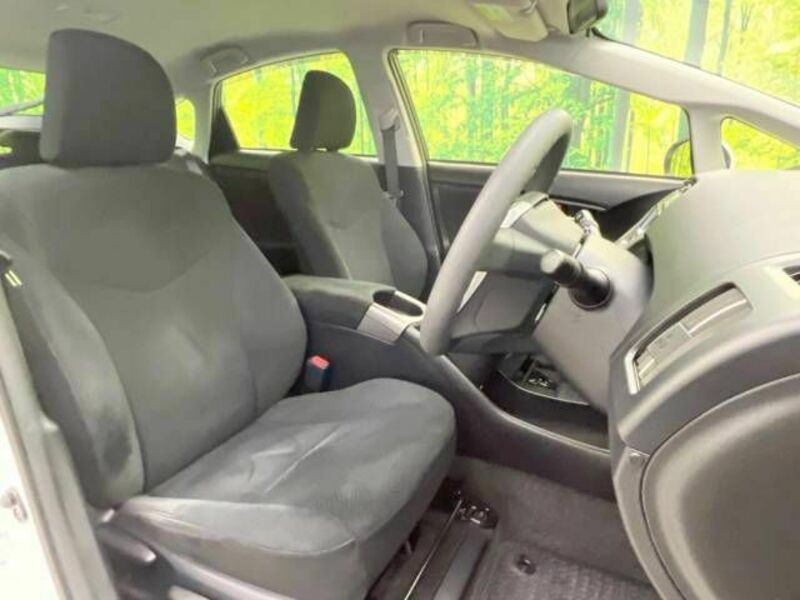 PRIUS-7