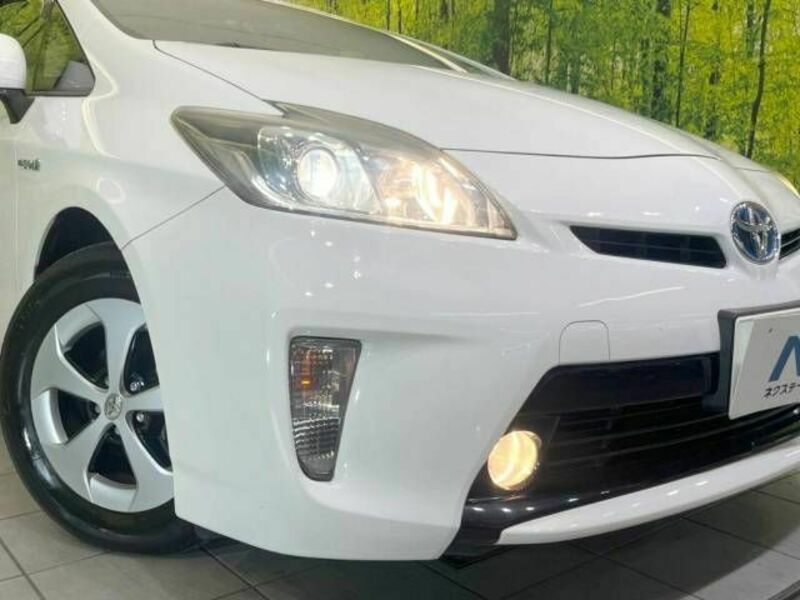PRIUS-11