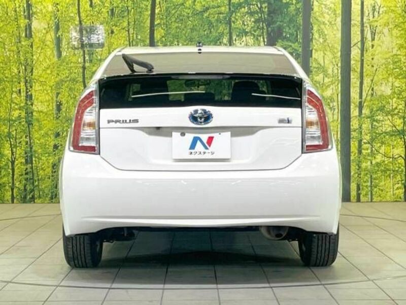 PRIUS-14