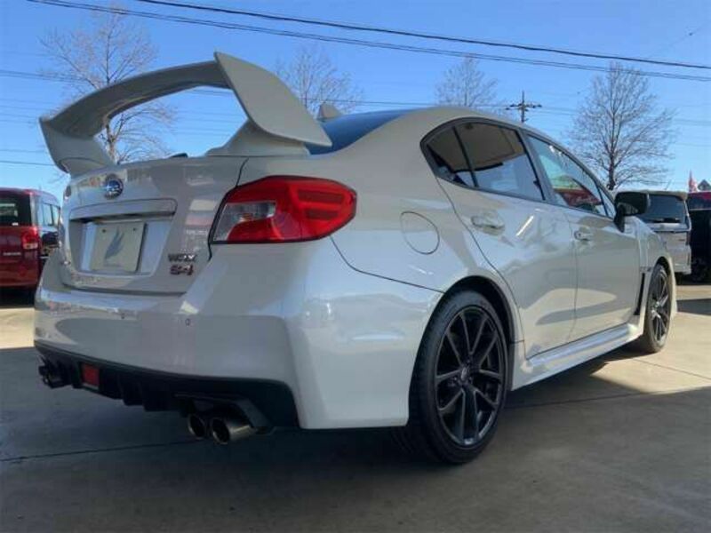 WRX S4-11