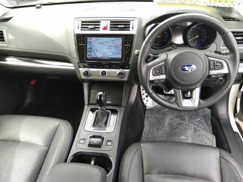 LEGACY OUTBACK-1
