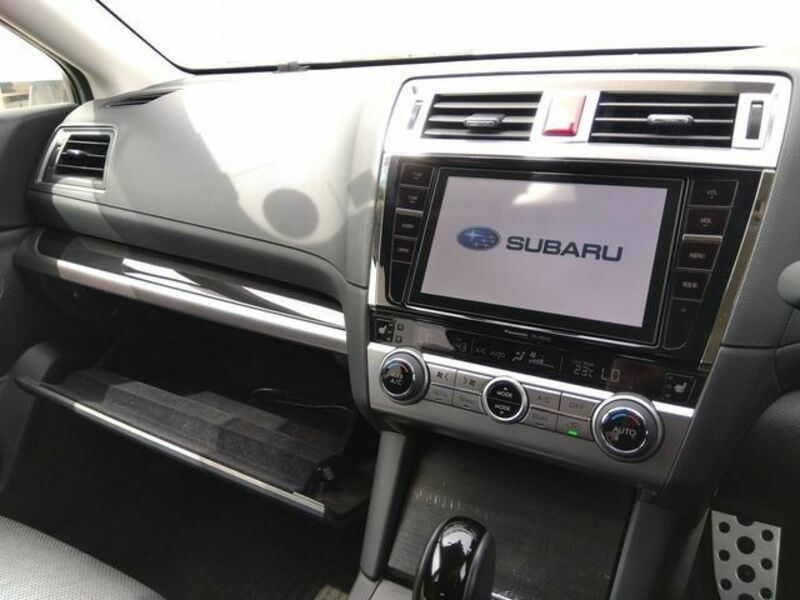 LEGACY OUTBACK-9
