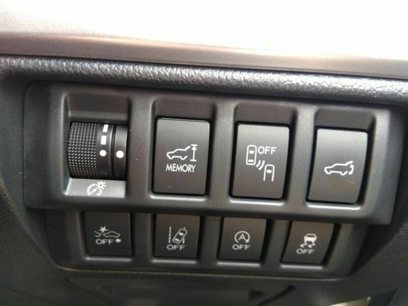 LEGACY OUTBACK-13