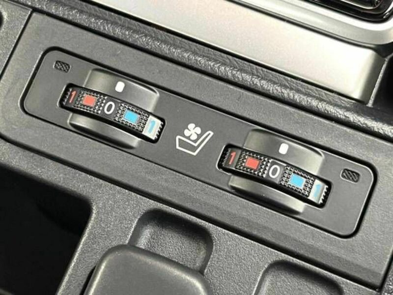 LAND CRUISER PRADO-8
