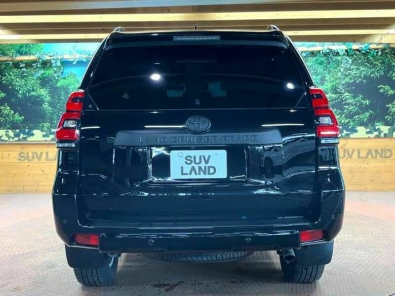 LAND CRUISER PRADO-17