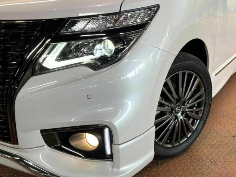 ELGRAND-15