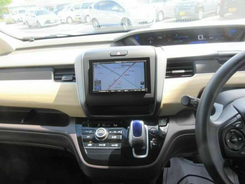 FREED HYBRID-15