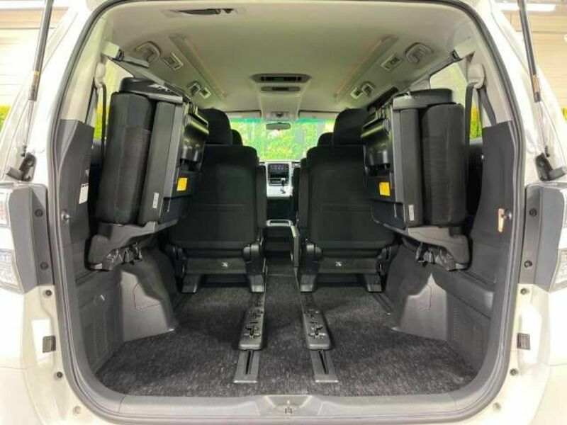 VELLFIRE-10