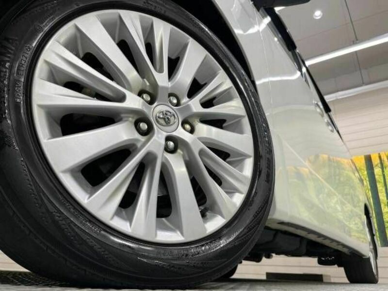 VELLFIRE-13