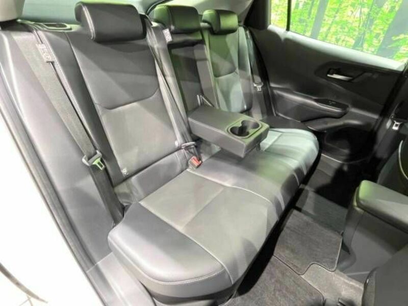 PRIUS-8