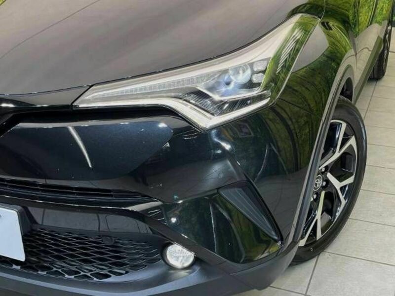 C-HR-11