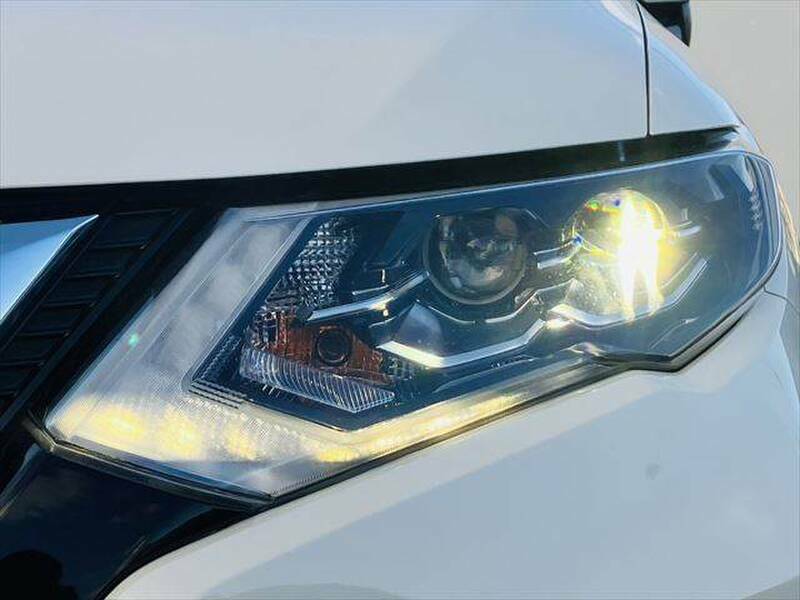 X-TRAIL-9