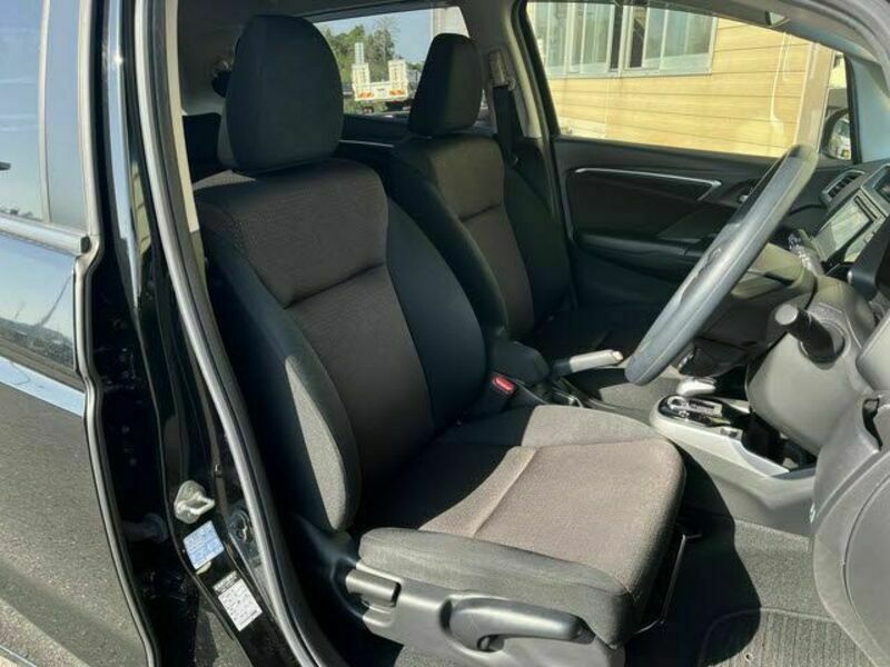 FIT HYBRID-3
