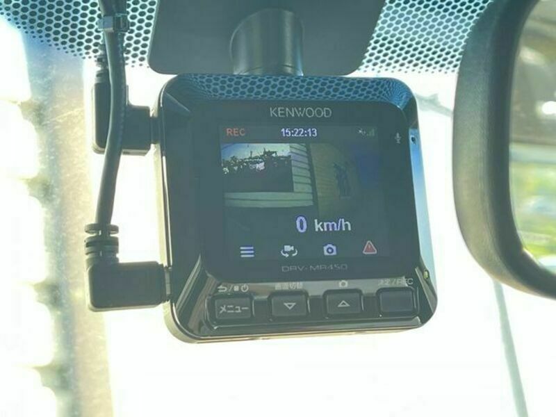 FIT HYBRID-11
