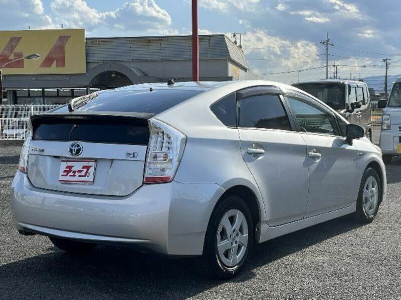 PRIUS-2