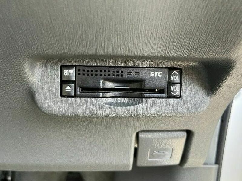 PRIUS-15