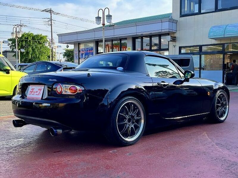 ROADSTER