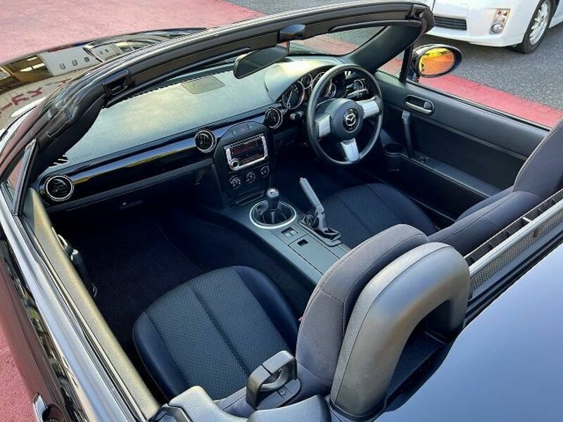 ROADSTER