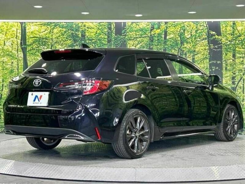 COROLLA TOURING-16