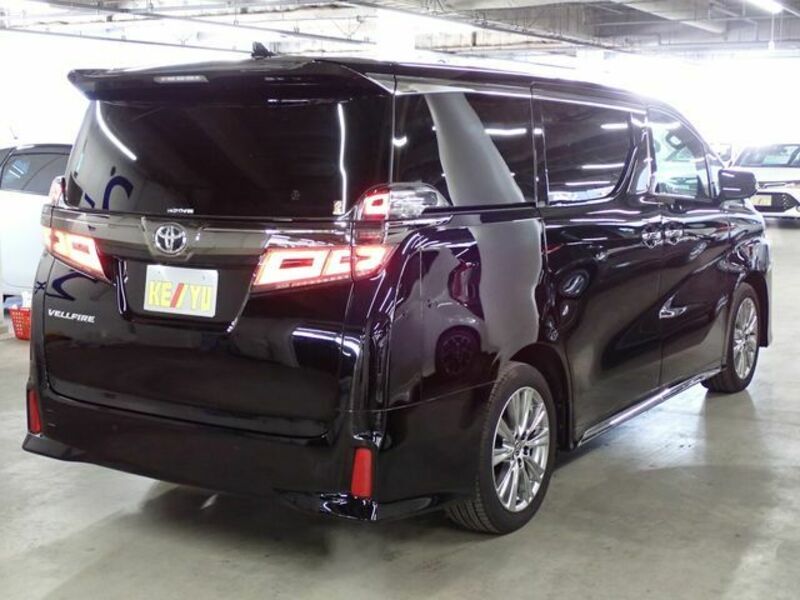 VELLFIRE-1