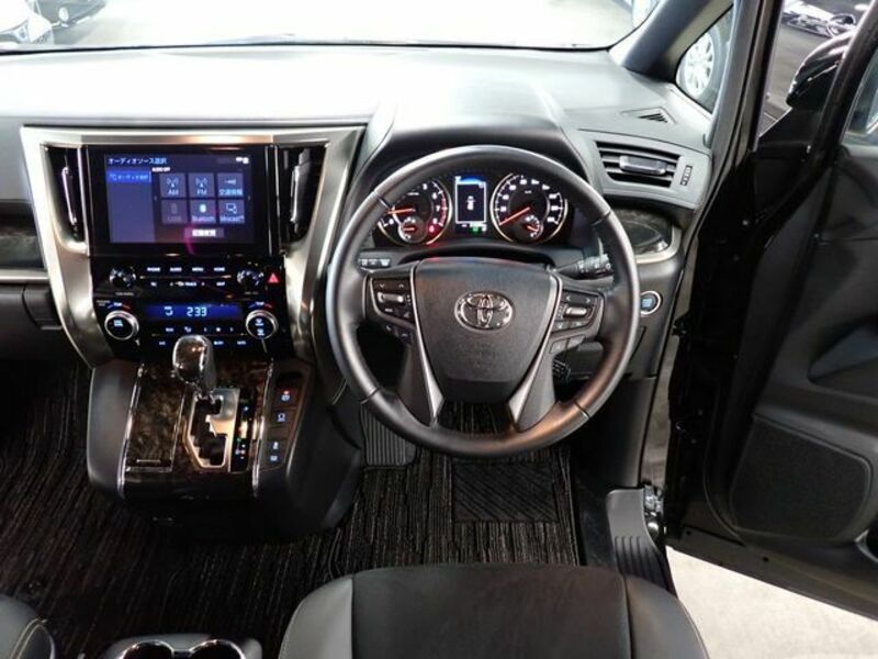 VELLFIRE-9
