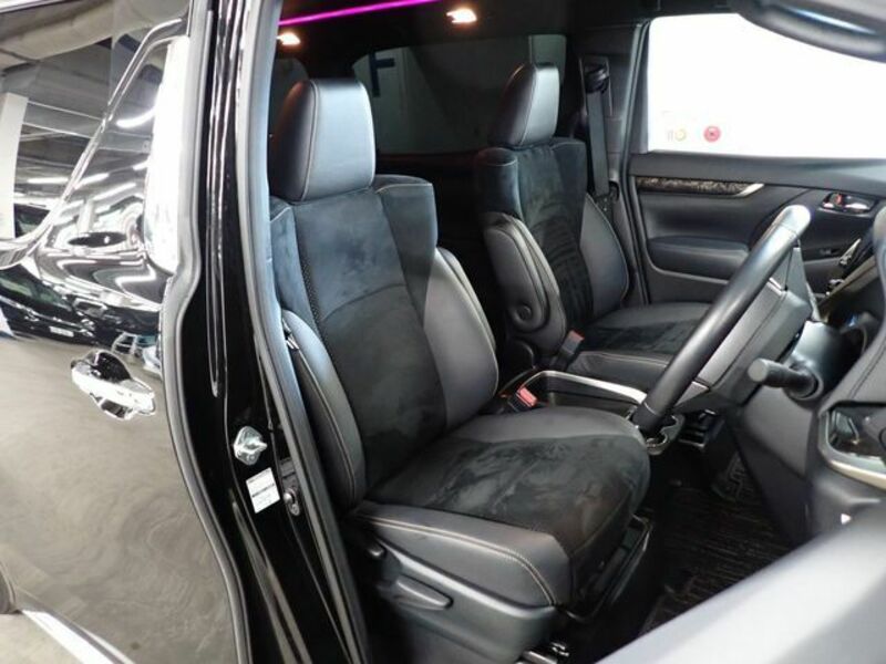 VELLFIRE-11