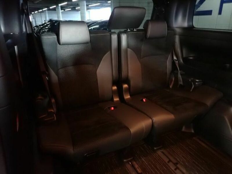 VELLFIRE-14