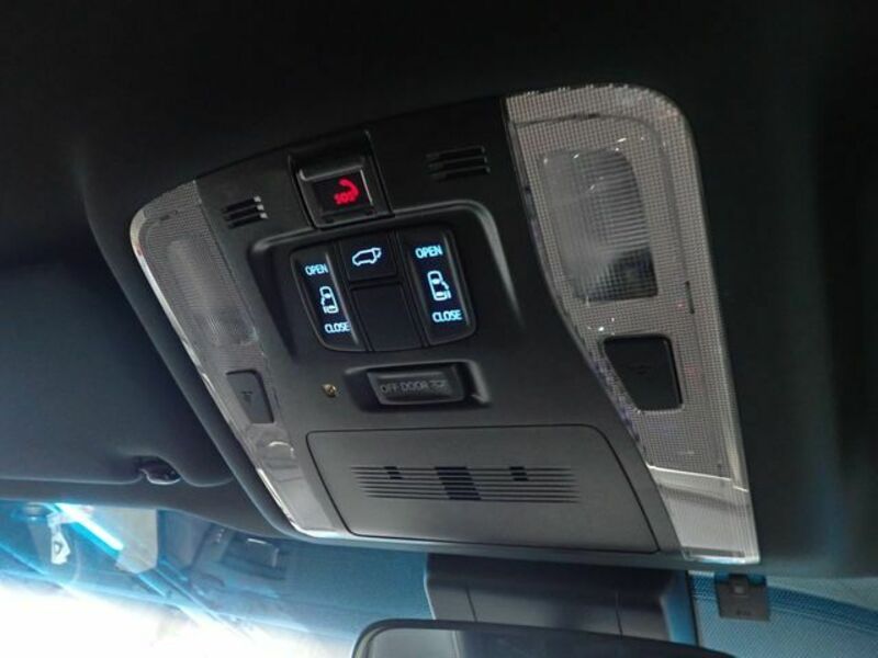 VELLFIRE-17