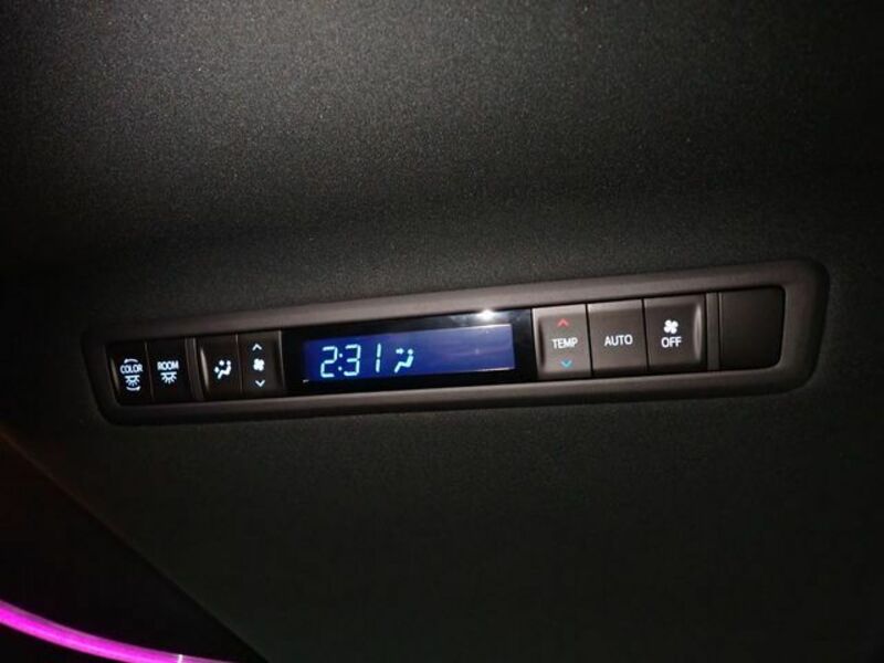 VELLFIRE-28