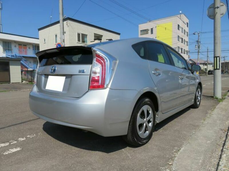 PRIUS-6